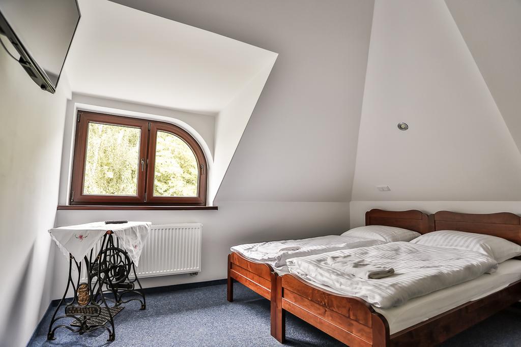 W Starym Mlynie Bed & Breakfast Milicz Oda fotoğraf